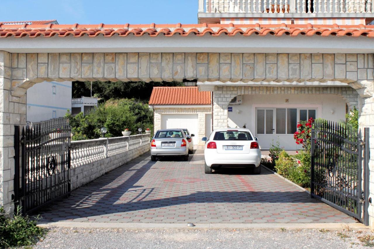 Apartments With A Parking Space Crikvenica - 5589 Buitenkant foto